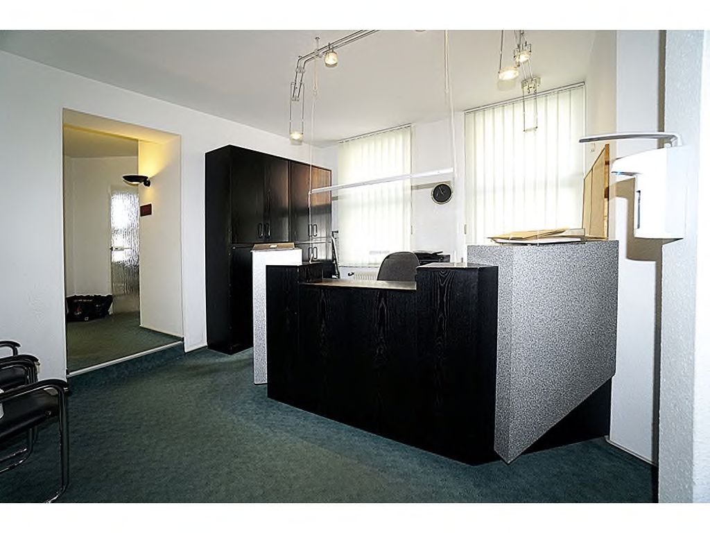 ETW - Etage mit Potenzial! 146 m² Wfl. u. 8,5 Zimmer – Ohne Bank finanzierbar!