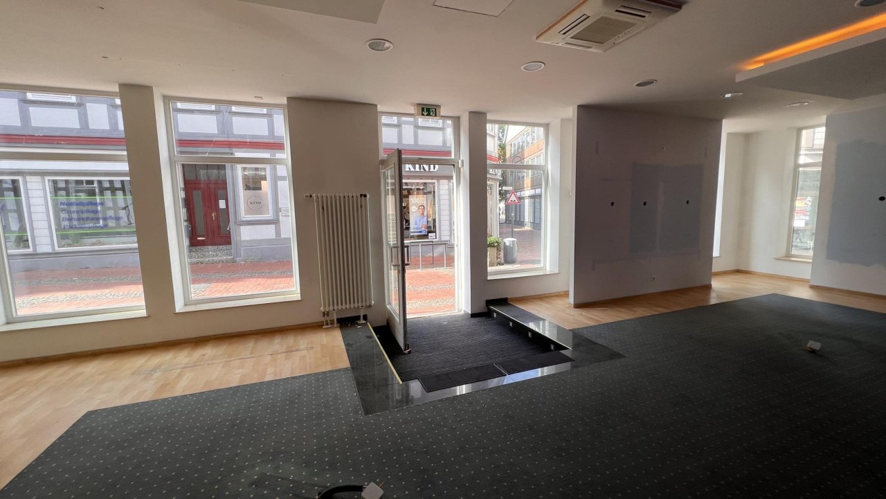 Laden (ca.154 m²) plus Nebenräume (ca. 34 m²) im Zentrum von Osterode