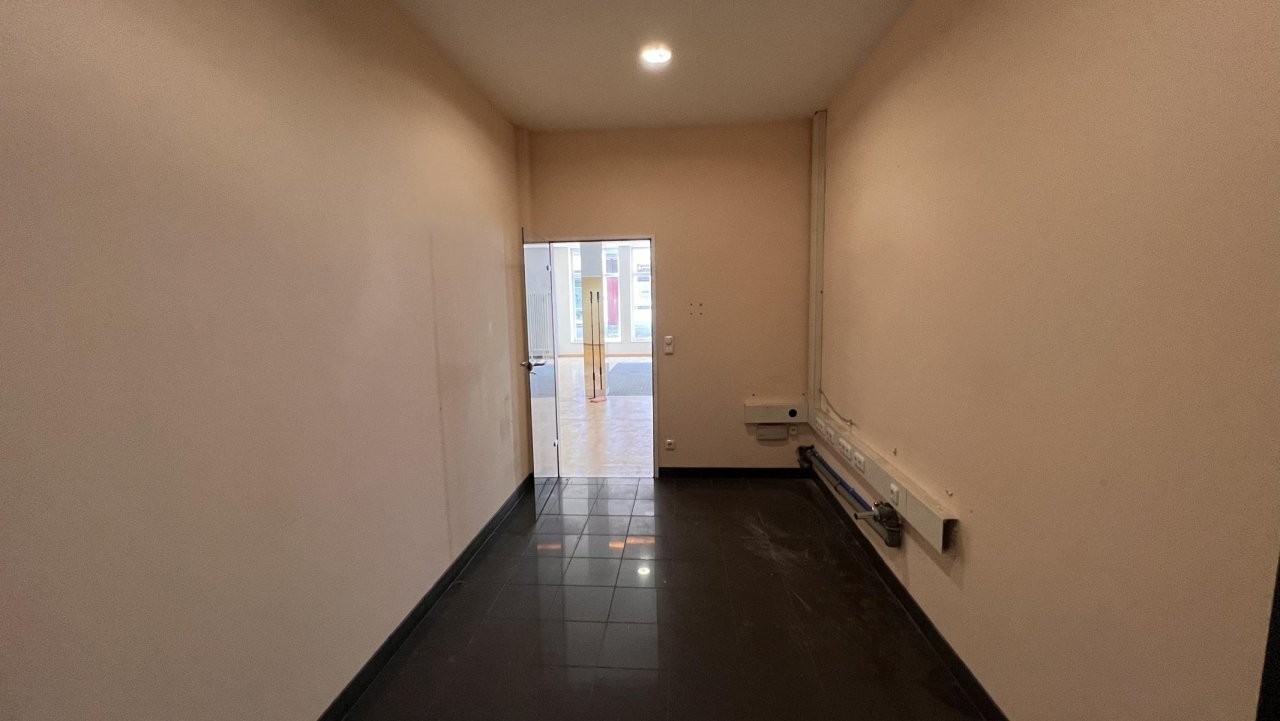 Laden (ca.154 m²) plus Nebenräume (ca. 34 m²) im Zentrum von Osterode