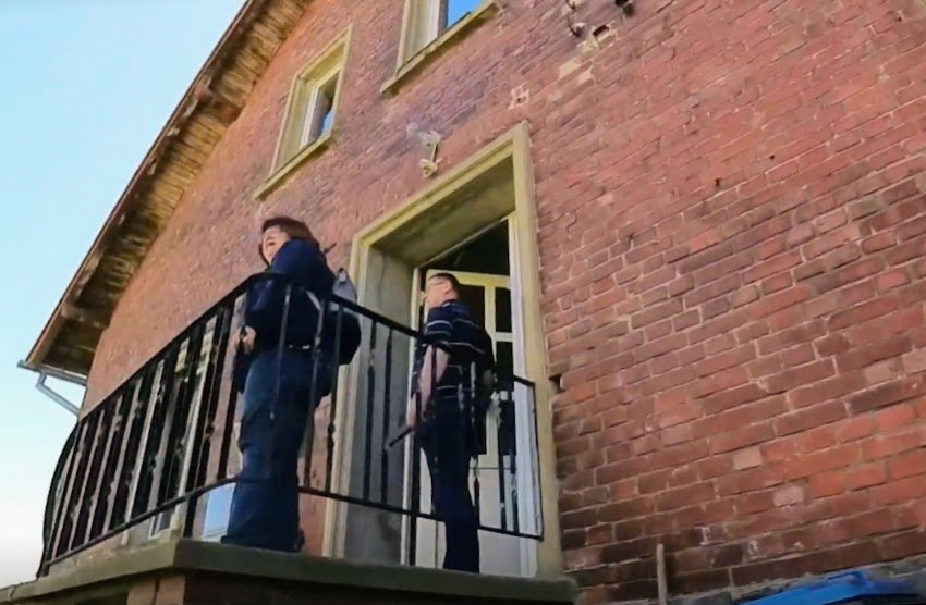 MIETKAUF MÖGLICH! Gut vermietetes Mehrfamilienhaus in Muldenhammer