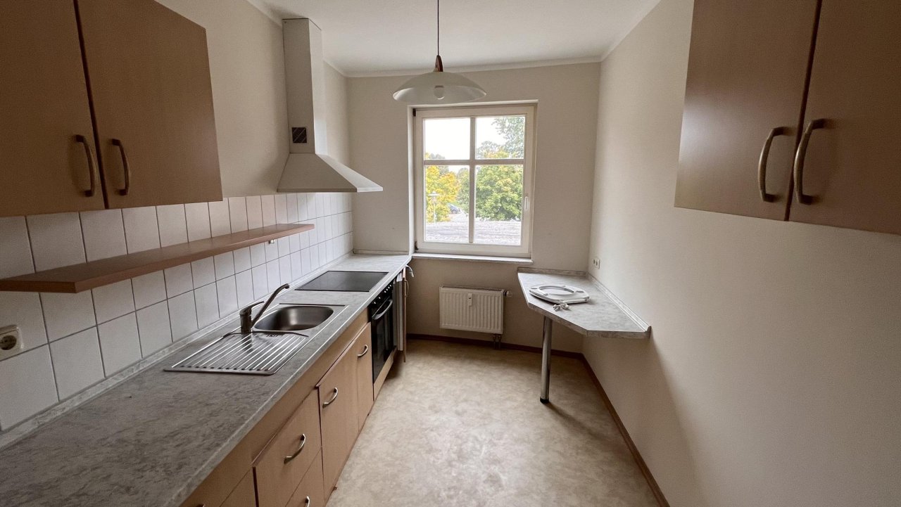 Küche (typisch) einer freien Wohnung Küche (typisch) einer freien Wohnung