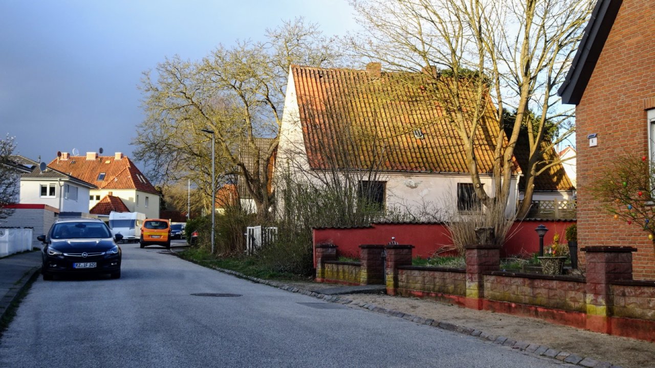 Am langen Berg 8 Am langen Berg 8
